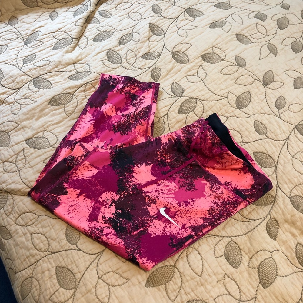 Women’s Nike workout Capri